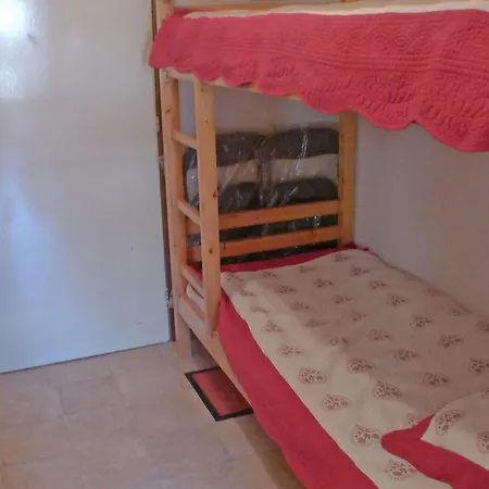 Coquet Avec Balcon Et Parking, Centre De - Fr-1-629-116 سامووه